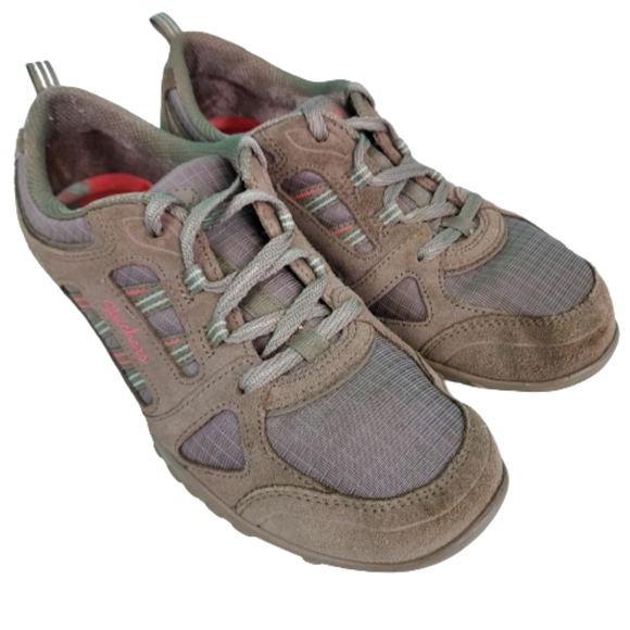 Skechers relaxed fit memory foam shoes, women's size 7, grey - Picture 2 of 9